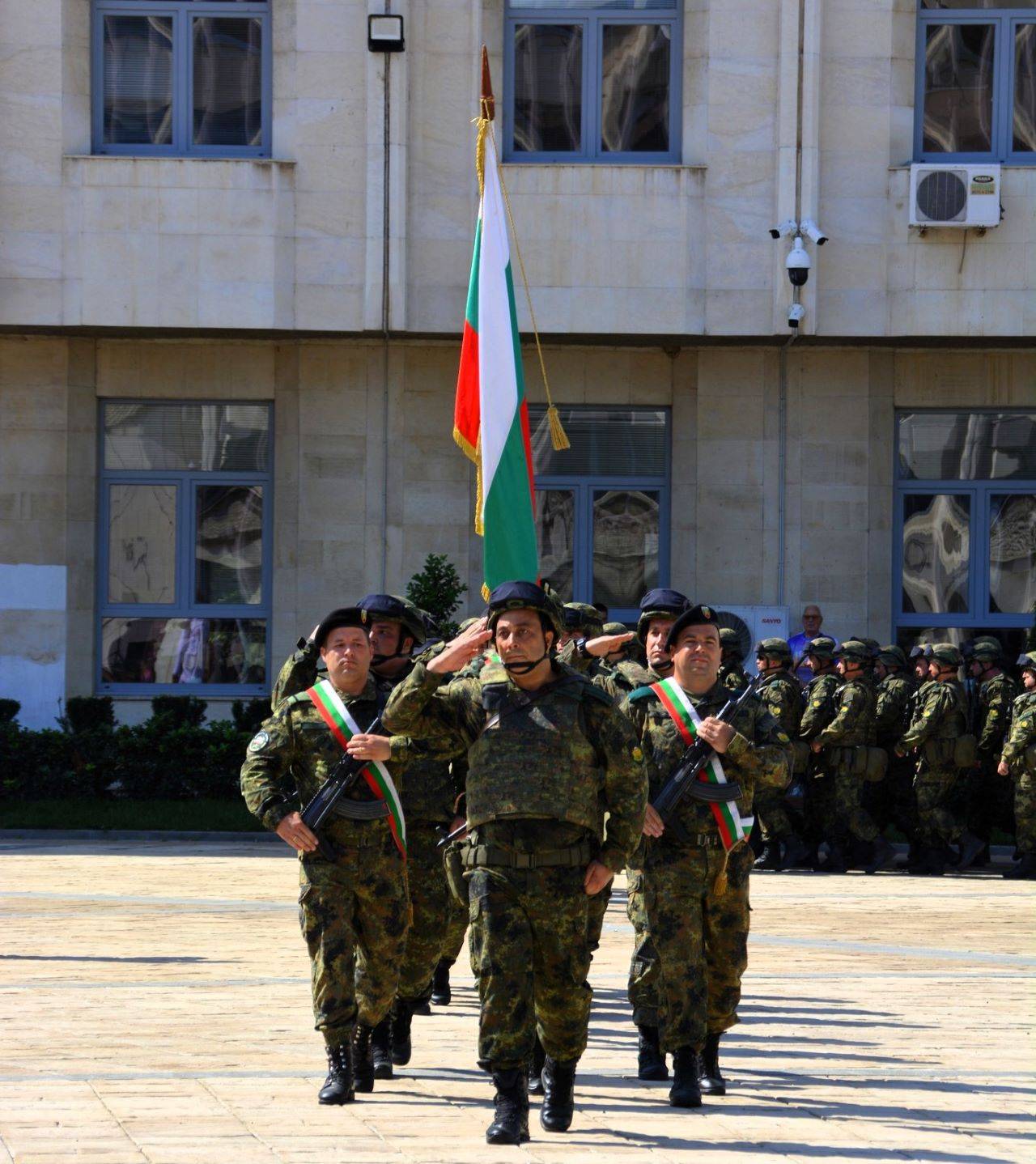 Български военни 